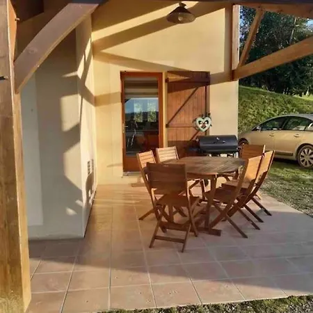 Villa*piscine*proche Sarlat * Proissans